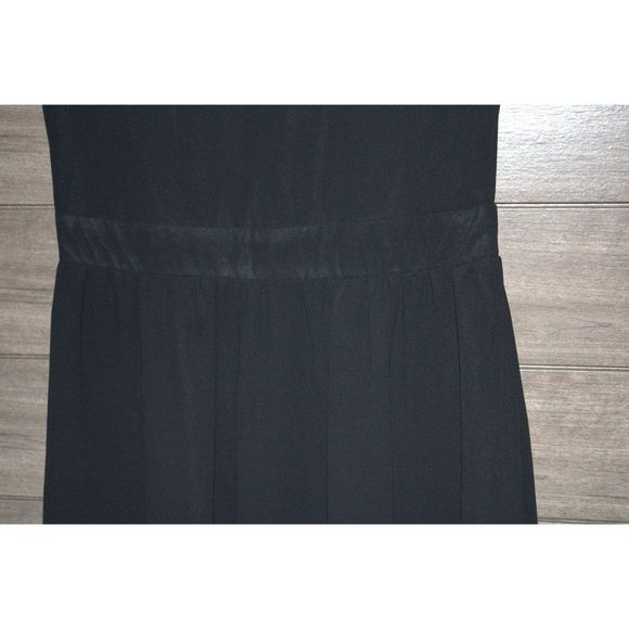 Xhilaration Black Dress with Criss Cross Pattern on Front Size Small - Picture 3 of 5